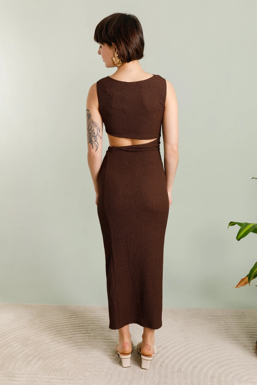 Sleeveless long dress