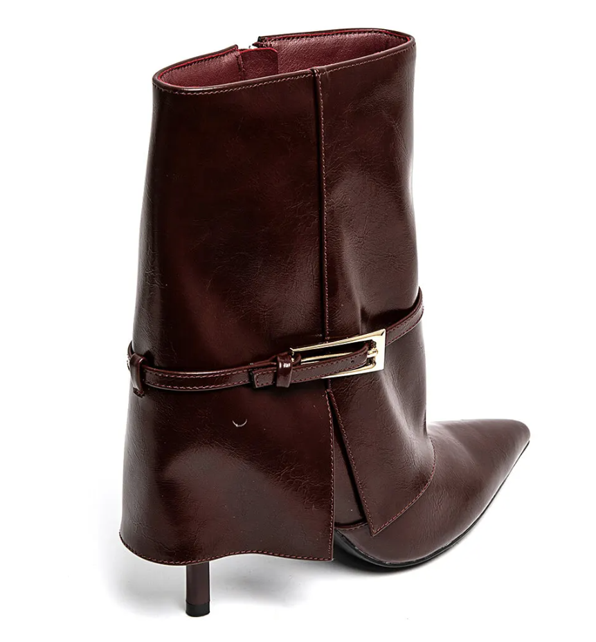 Bottines noires à talons chic femme hiver avec boucle dorée 2