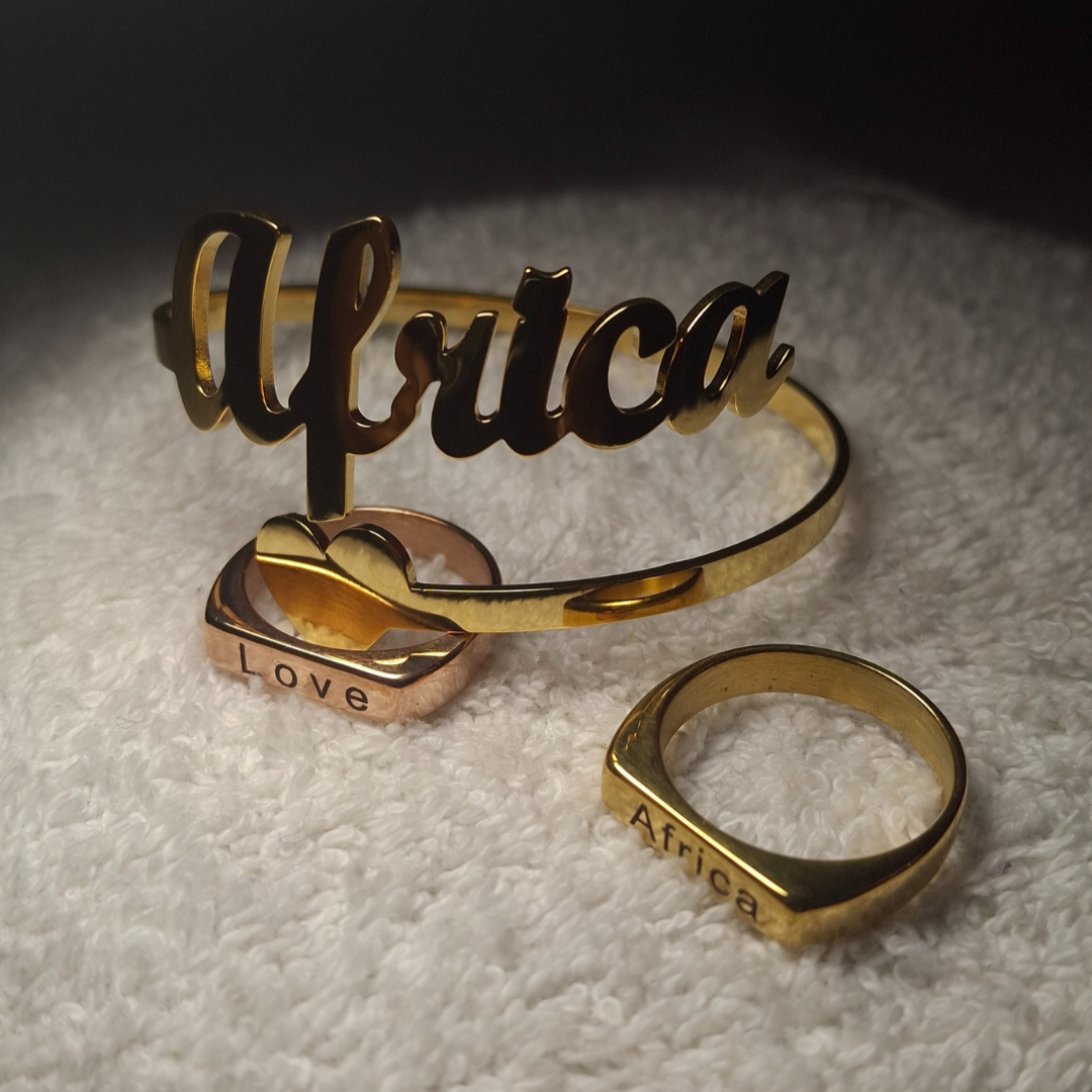 Bague femme mot gravé  – Acier Inoxydable