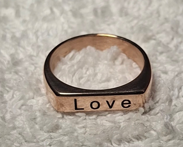 Bague femme mot gravé  – Acier Inoxydable